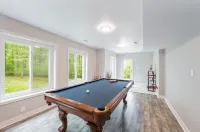 Beautiful and Private 6000 sqft waterfront home with private dock and hot tub!