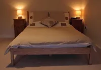 Lovely renovated Stone Cottage & Garden, great location Central Yorkshire Hotels in Tadcaster