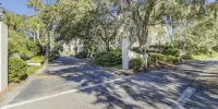 Totally Renovated 1BR/1BA/All New Furniture/Sofa Bed/Balcony/Walk-In Shower/WiFi