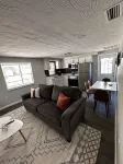 Urban Retreat: Cozy House in The Heart of Zephyrhills Hotels in Zephyrhills