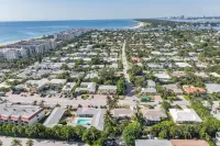 Lovely 1 Bedroom Steps from the Beach