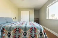 Downtown Gilbert, Indoor golf simulator, pool, jacuzzi, EV charger Hotels in Gilbert