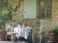 Podere Fontebernardi, authentic Tuscan farmhouse overlooking Pienza.