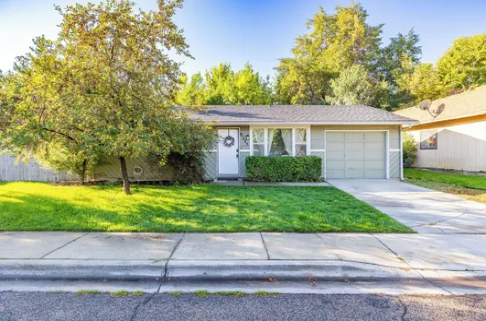 Cozy Boise Gem: Private Yard, Game Room & Workspace