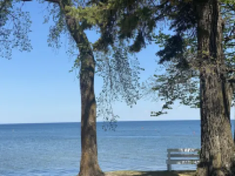 Mille Lacs Beach Villa - Lakefront 2Br Condo