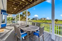Pirates Beach Home w/ Hot Tub and Private Beach Access
