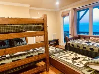 The Treetop Terrace, VIEWS, DECKS, SLEEPS 13