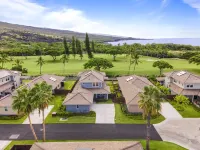 4 bedroom/ 3 bath luxury home with A/C, steps to community pool, oceanview