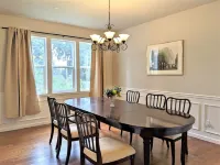 Spacious and quiet 5 bedroom home