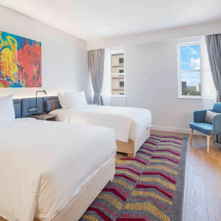 Hampton by Hilton Sandton Grayston