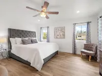 Golden Paradise POOL SPA FUN Hotels in Downey
