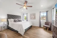 Golden Paradise POOL SPA FUN