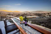 Beautifully Renovated Yellow Union Pacific Caboose, Tehachapi Overlooking Cable