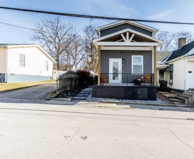 Historic Shotgun House Downtown Georgetown
