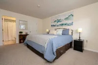Spectacular 2bed/2bath Mountain View Condo