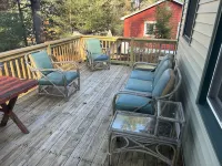 3 Bedroom Adirondack Cabin 400m From Lake, 10 min to Lake George, 20 to Saratoga Hoteles en Lake Luzerne