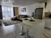 Comfy, lovely and relaxing apt. in Plantation.