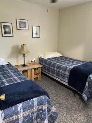 Go out on an Adventure! Relax & Unwind at our cozy & quiet location.Pet Friendly