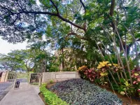Beautiful Updates--Everything New! Golf Course Views!  Huge 2/2 K. Royal #A301 - 3つ星