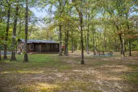 Cozy Cabin Retreat on 2 acres with Walking Path - 5 mins from Lake Access!