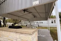 Natalia TX. Family Getaway!!