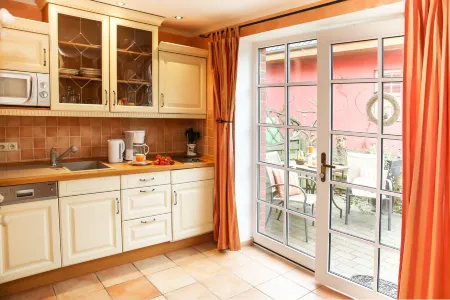 Aktivhof - BLÜTENZAUBER 5 minutes from the beach