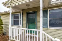 15mins to Hartford, Home in Manchester w/ King Bed Hotel in zona Case Mountain