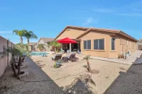 10 min to Bell Bank Park, 5 min to Eastmark, Hiking,  and Activities!