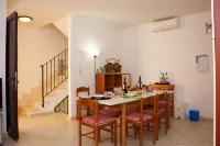 Casa Cristina - Convenient, functional and comfortable house Hotel a Orosei