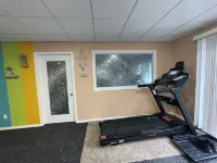 Luxury Guest Place: Very Close to Lake and Downtown