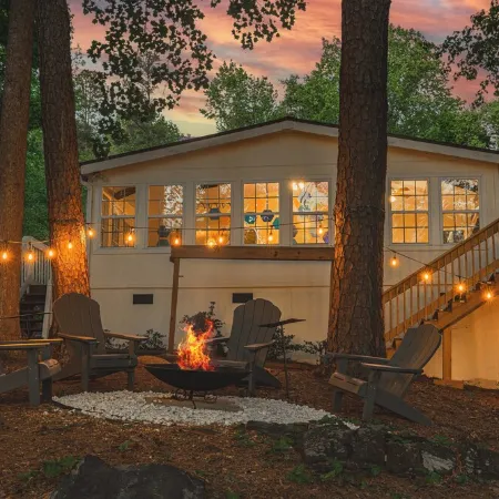 New Game Room-Snow Cones-Pet Friendly-Dock-Fire Pit-Kayaks-Paddleboards-