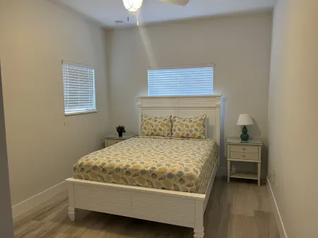 Brand New '23 Canal Home - 3BR/3BA, Sleeps 8, with Pool, 50' Dock, & Cabana Club