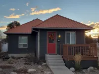 Cottonwood Creek Getaway
