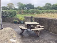Cosy, comfortable, quiet location, close to Pembs coast path,