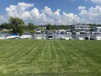 Riverfront Retreat! Walk to Downtown/Near Beaches!