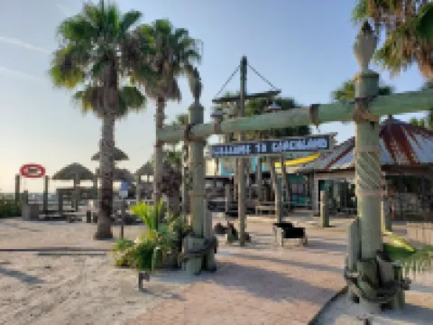 Olde Towne Beach Life - The Best of Both Worlds