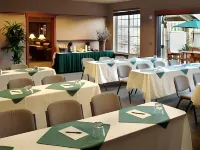 Larkspur Landing Extended Stay Suites Bellevue