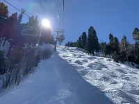 Cozy riverfront condo 4 miles from ski lifts