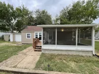 Pet Friendly Home by Lake Shawnee!