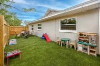 7ppl 4 beds / 8 minutes to the beach / 2 min to dwnt / modern