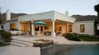 Manor Retreat - Contemporary Luxury Villa w/ Picture Perfect Mountain Views!