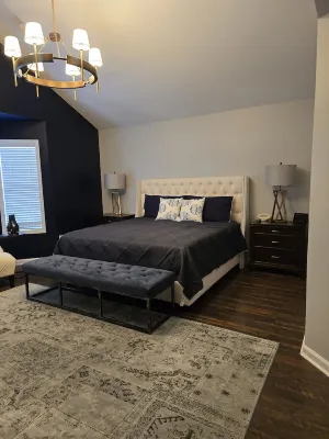 Super Clean Comfortable Townhome -Sleeps 6-Home Away From Home!