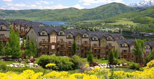 Scenic Escape! King Bed Suite + Fire Pit + Pool + Hot Tub + Family Friendly