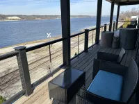 Riverboat Paradise