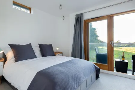 Joy Lane, Chichester near Goodwood Отели рядом с достопримечательностью «Университет Чичестер»