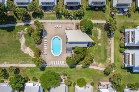 Beautiful Private Beach Home!