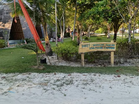 Vila Cibiuk Tanjung Lesung Отели в г. Пандегланг