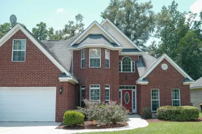 The Relaxation GetawaySleeps 10 4 bedrooms 3.5 baths Hotels near Walmart Supercenter