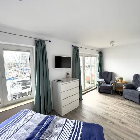 Apartment directly in the city marina / yacht harbor with a fantastic view also with dog