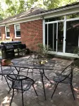 Pet Friendly - 6 mi from National Park, Blossom Music